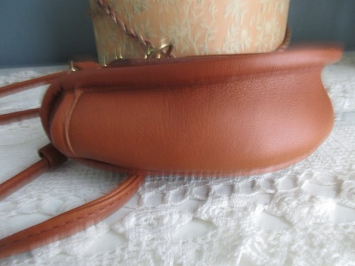Vintage Coach 9826 British Tan Leather Mini Belt Bag Crossbody Small Purse - Picture 8 of 11