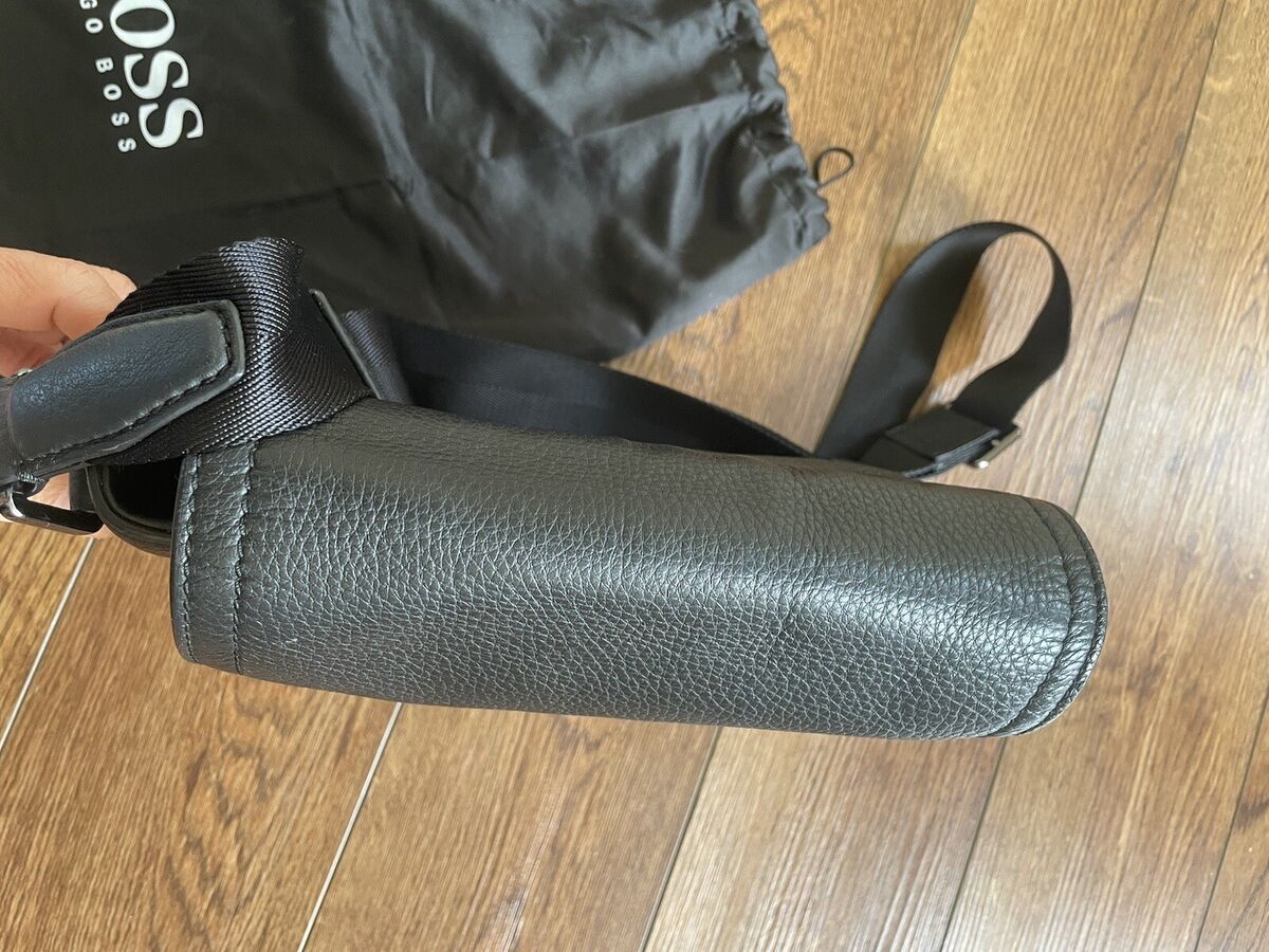 HUGO BOSS Black Leather Men's Messenger Cross Body Bag. Only HUGO BOSS Black Leather Men's Messenger Cross Body Bag. Only