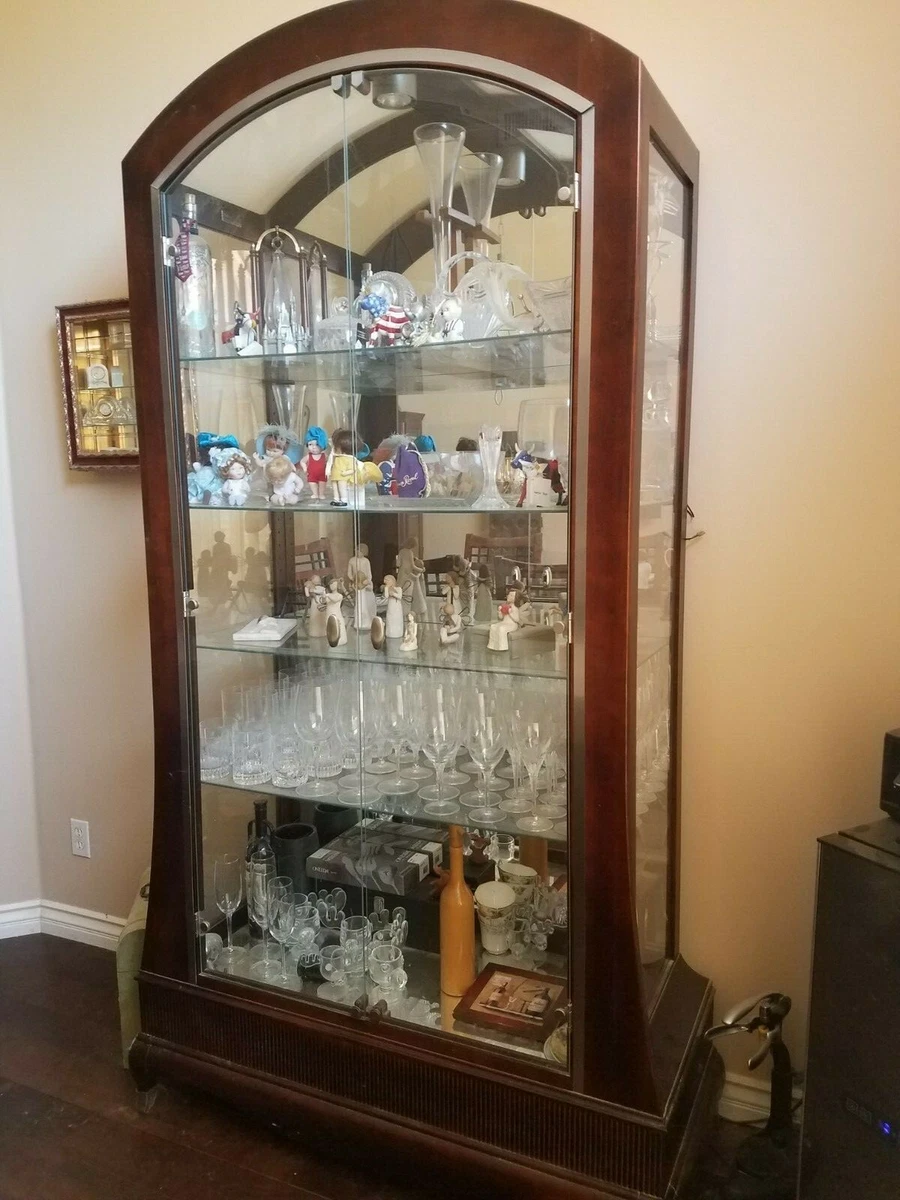 Howard Miller Collectors Curio Cabinet