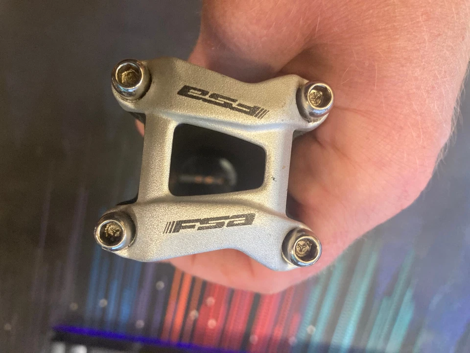 FSA Gossamer Stem, 110mm, 6 Degree. 31.8mm, 1 1/8". Black and Silver - Image 4 of 4