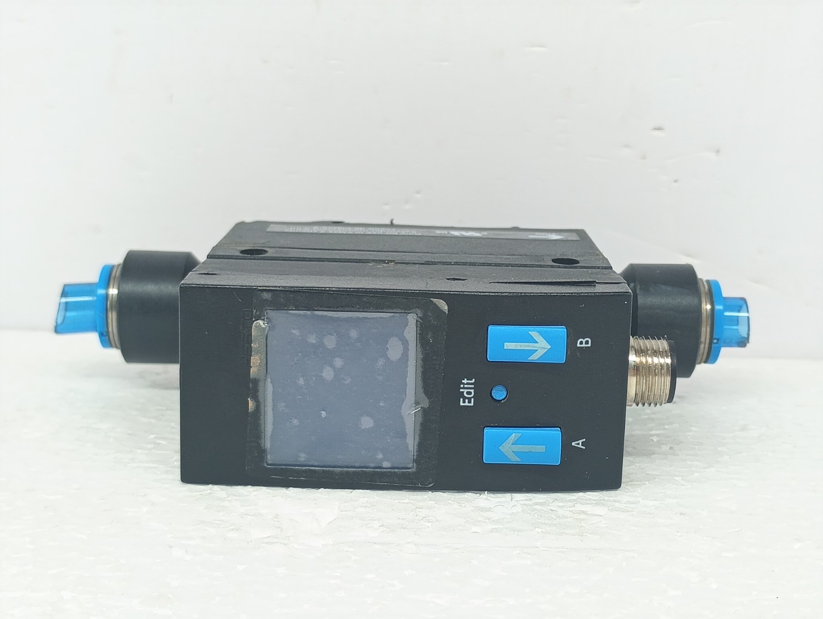 Festo Flow sensor SFAB-600U-HQ10-2SV-M12-2.5S 30VDC