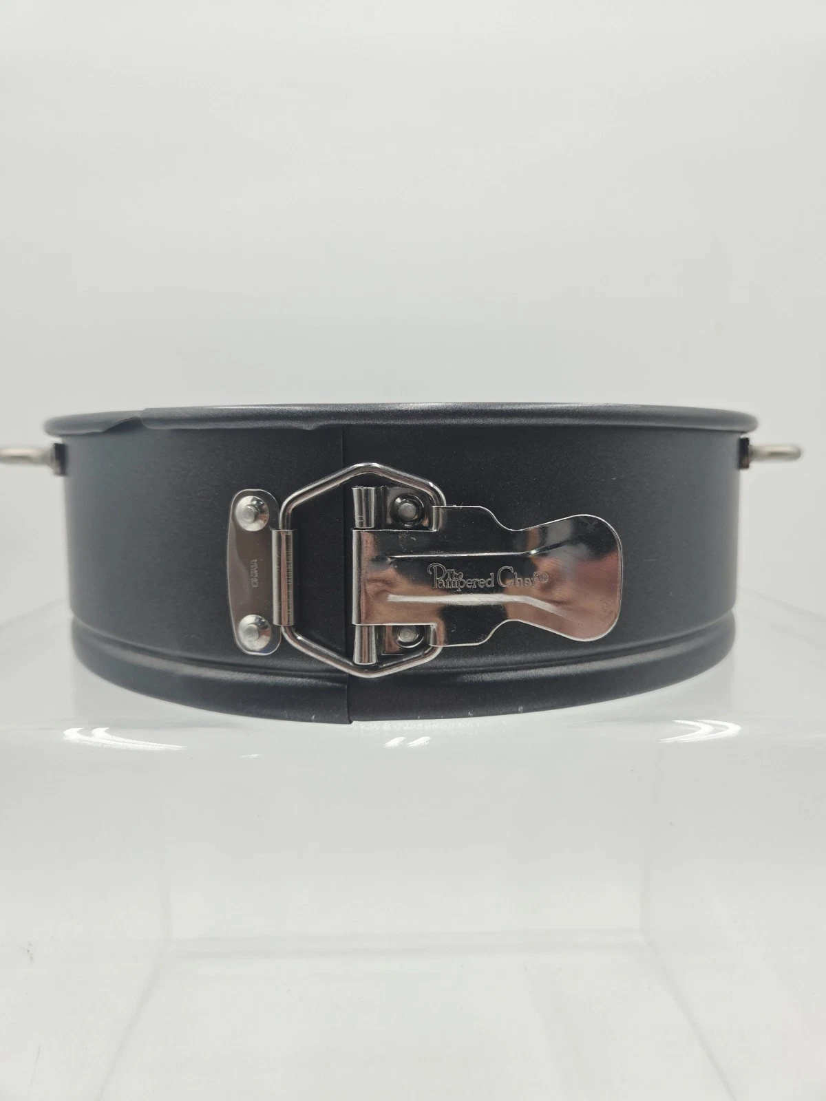 Pampered Chef 9" Springform Pan #1542 Glass Bottom Cheesecake Torte
Opens in a new window or tab