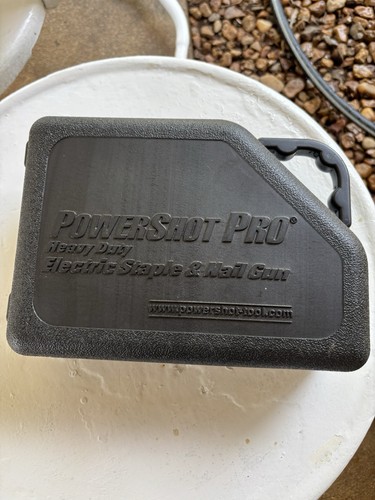 PowerShot Pro Heavy Duty Electric Staple & Nail Gun - Picture 3 of 3