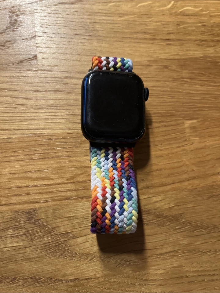 Apple Watch Series 8