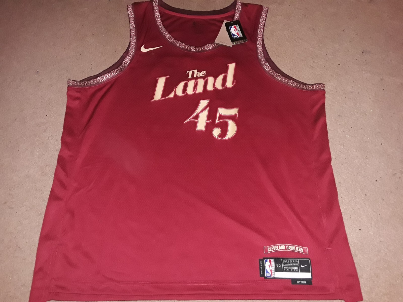 Picture 1 of 2
