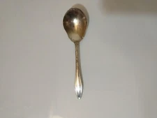 BETSY ROSS Sugar Spoon STRATFORD Silver Co Silverplate 1919 6 1/8" Flatware 