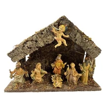 Vintage Nativity Wood Manger Scene Creche Made in Italy 7 Figurines & Musical