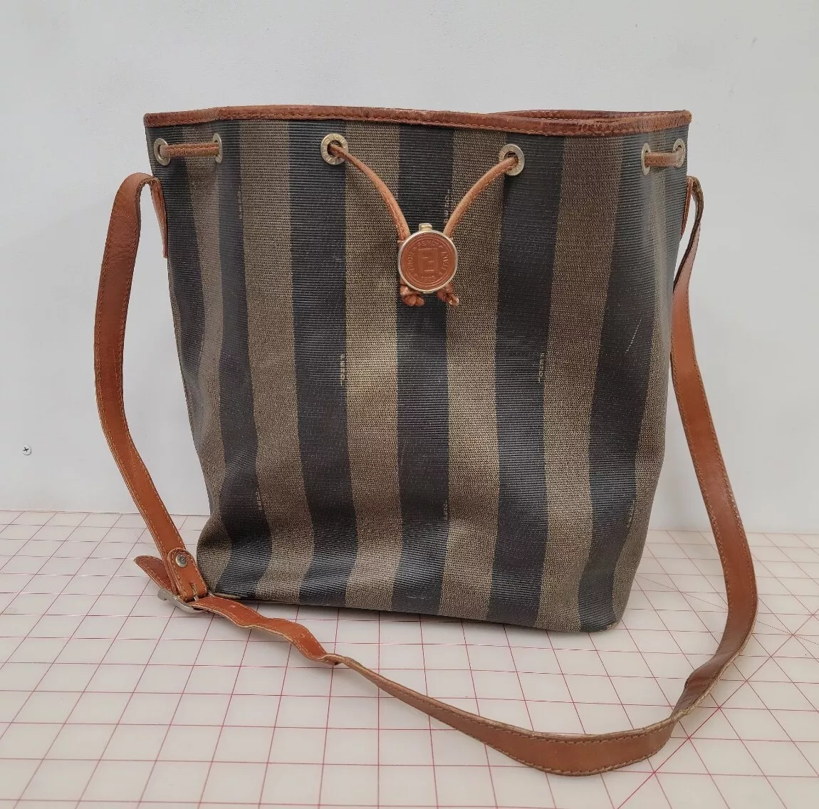 Vintage fendi bucket clearance bag