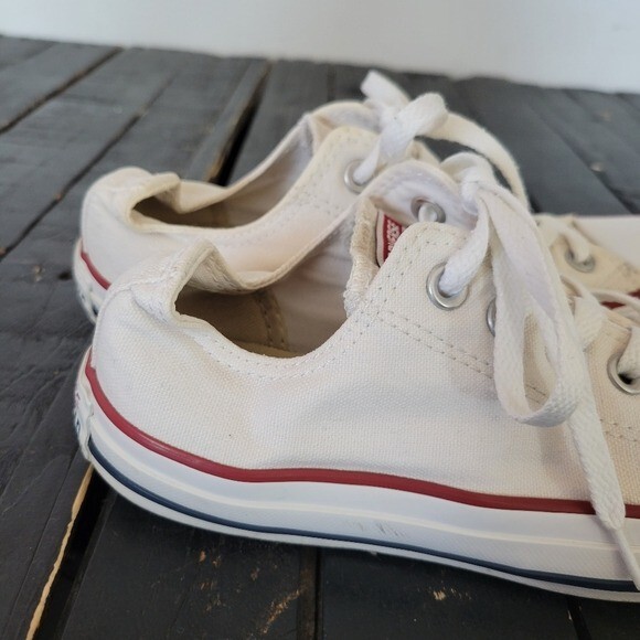 Converse White Low Top Sneakers Tennis Shoes Men's 5 Women's 7 Lace Up Chuck thumbnail 3