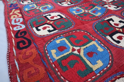 Antique gorgeous handmade Uzbek rug, any room decoration. Details Size Below - Picture 9 of 12