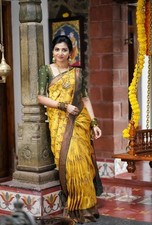 Women's Kanjivaram Soft Silk Banarasi Sarees With Blouse Piece