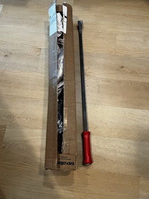 BRAND NEW Snap-On Tools 36  Heavy Duty Striking Prybar SPBS36AR