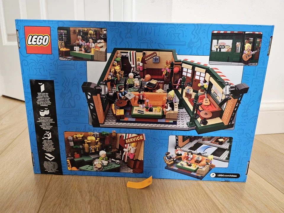 LEGO Friends 21319 Central Perk Building Kit - Brand New In Sealed Box (#1) - Image 3 of 4