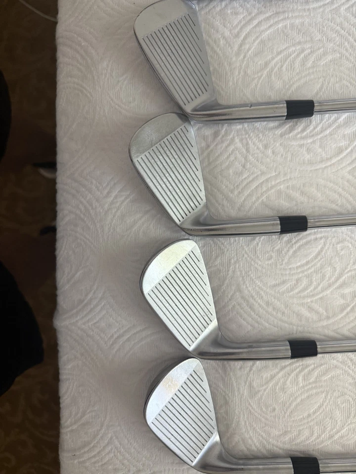 Juego de hierros Miura 1957 CB edición limitada (4-P) con modo Nippon 105X-ejes rígidos diestro Foto 4 de 4