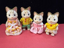 ❤ Sylvanian Families ❤  Calico Critters : Striped Cat Family Figure Set