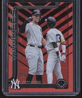 2025 Topps Update #US85 Aaron Judge / Jazz Chisholm Jr. Holiday New York Yankees