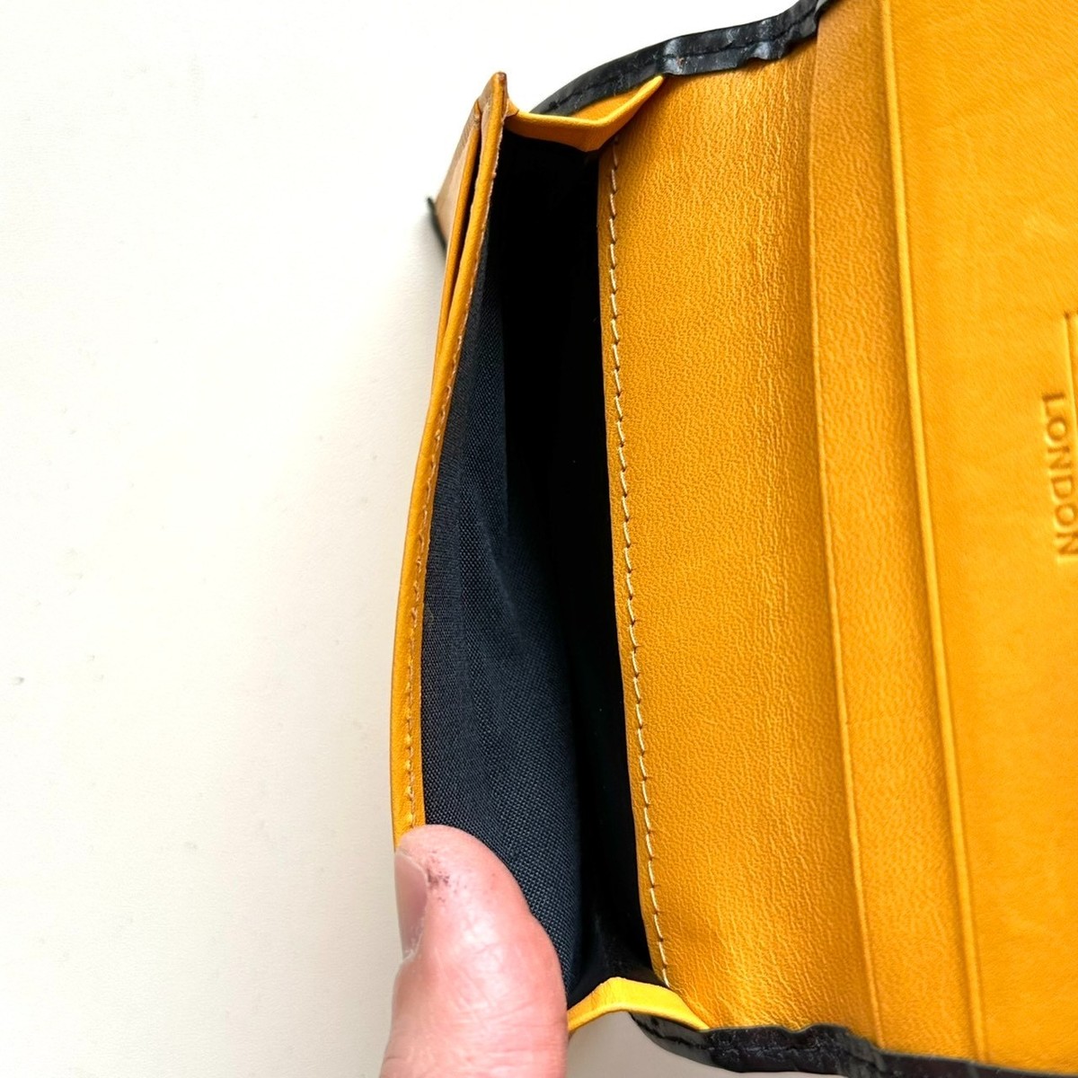 【要修理】ETTINGER ケース black x yellow ETTINGER Business Card Holder Card Case Yellow and Black Leather
