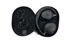 Bose 890101-0100 QuietComfort Ultra Headphones