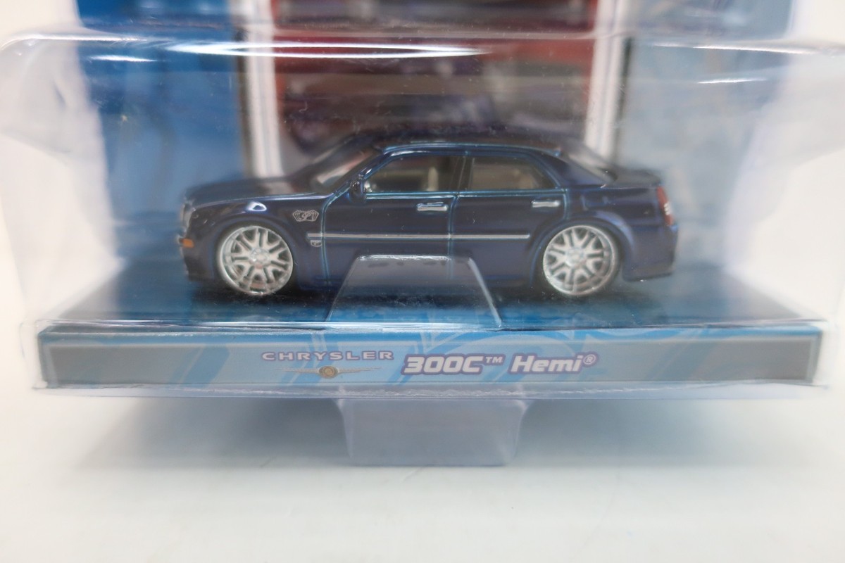 Maisto Playerz 1:64 Diecast Blue Chrysler 300C Hemi | eBay