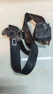Volkswagen Touran I 2004 Hinten links Sicherheitsgurt hinten 1T0857805B PLO40751