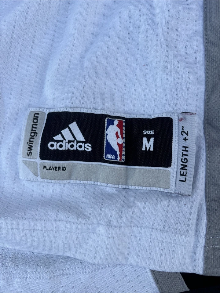 Camiseta réplica Adidas San Antonio Spurs #2 Kawhi Leonard branca "Los Spurs" NBA - Imagem 2 de 4