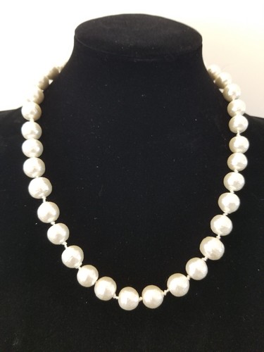 Collar de seda nudo a mano vintage de los años 50 hecho en Japón "perla de algodón" broche japonés - Imagen 4 de 10
