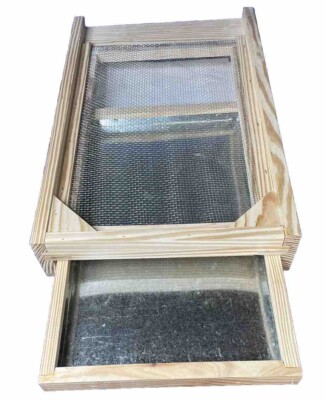 Screened Bottom Board with Metal Tray for Hive Beetle Control Made with Pine