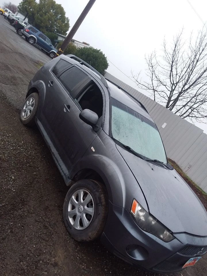 Used Front Left Door Window Regulator Front fits: 2012 Mitsubishi Outlander Fron - Image 2 of 4