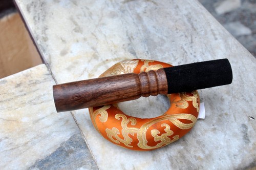 7 inches Diameter full moon singing bowl-Tibetan singing bowl-Handmade-Himalayan - Picture 7 of 7