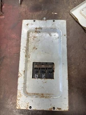 ITE Siemens EB3100S&F-3 Circuit Breaker Enclosure Type 1 w/ 3 Pole ITE BQ38060