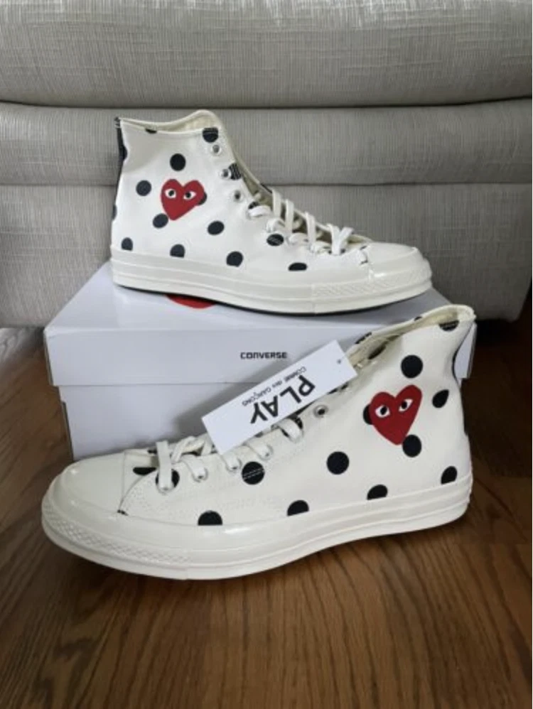 Polka dot comme de garcon converse 2025