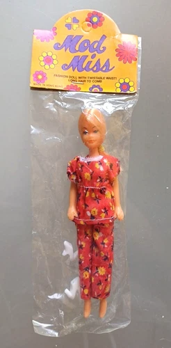 Vintage Hong Kong 16cm Barbie Topper Dawn Doll Mod Miss Doll