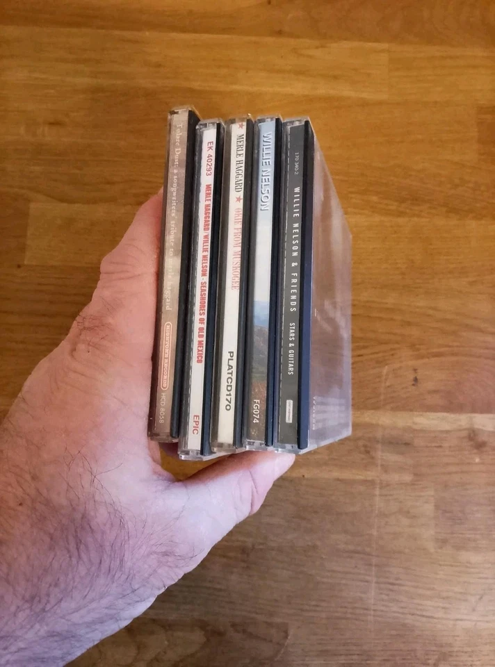 CD - Bundle Of X5 Willie Nelson Merle Haggard Country Music CD Collection - Image 2 of 2