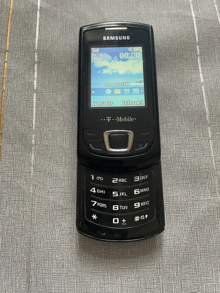 Samsung Monte Slide GT-E2550 - Strong Black (Unlocked) Mobile Phone, photo 4 of 5