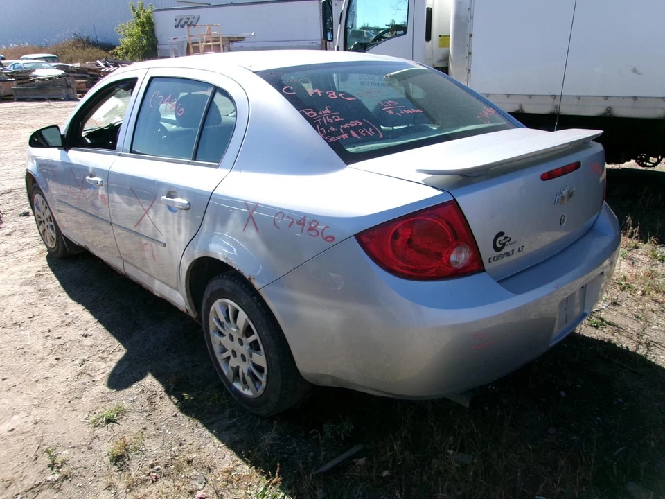 Conjunto de filtro de aire usado se adapta a: Chevrolet Cobalt 2010 2,2 L emisiones California Foto 4 de 4