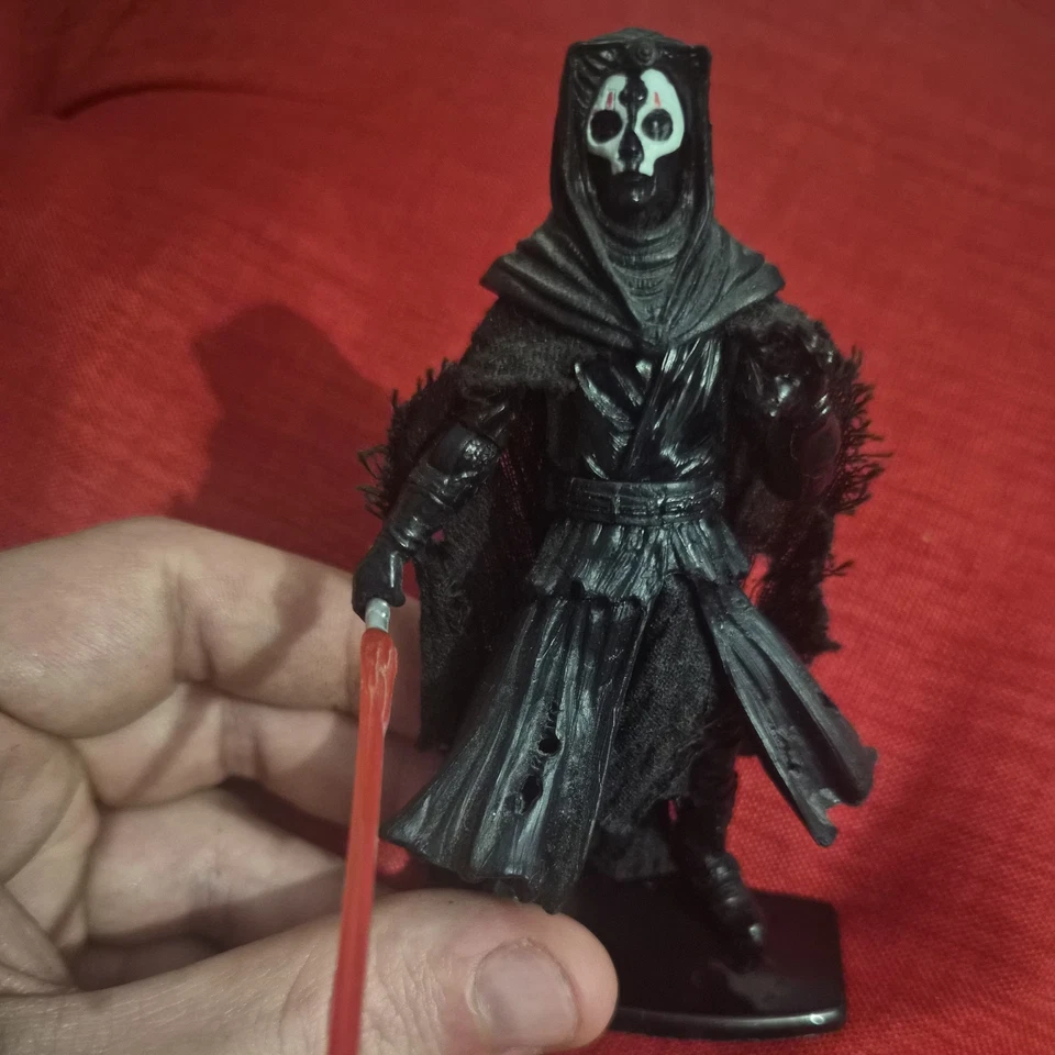 STAR WARS DARTH NIHILUS SITH LEGACY FIGURE 3.75” LEGACY COLLECTION 2009 - Image 3 of 3