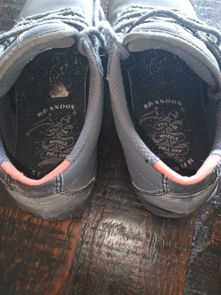 Zapatos Etnies Jameson Manivela Media Brandon Semenuk Gris Oscuro/Negro/Rojo Para Hombre Talla 8 Foto 2 de 4