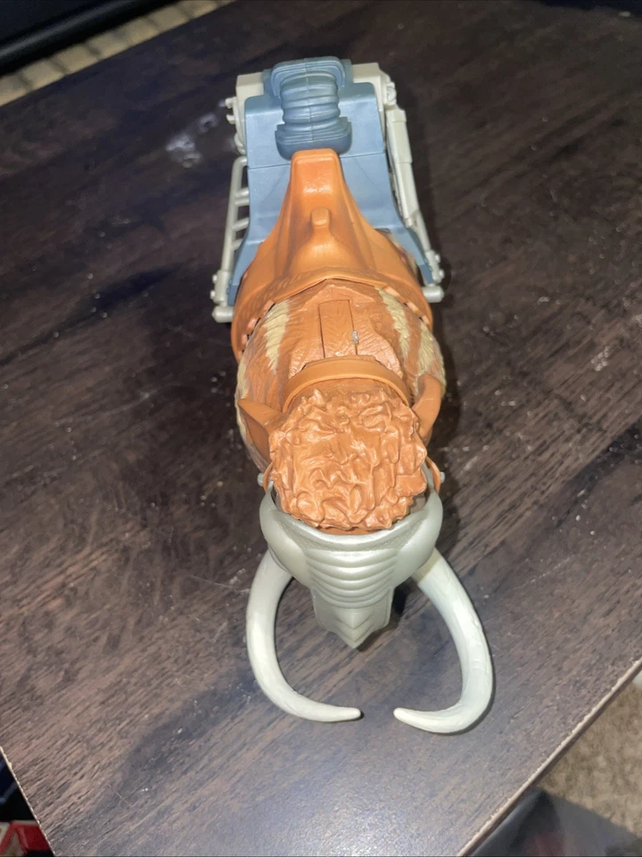 Figura de acción Primal Clash Dino Commander Mammoth Beast Taming Squad Dino Foto 3 de 4