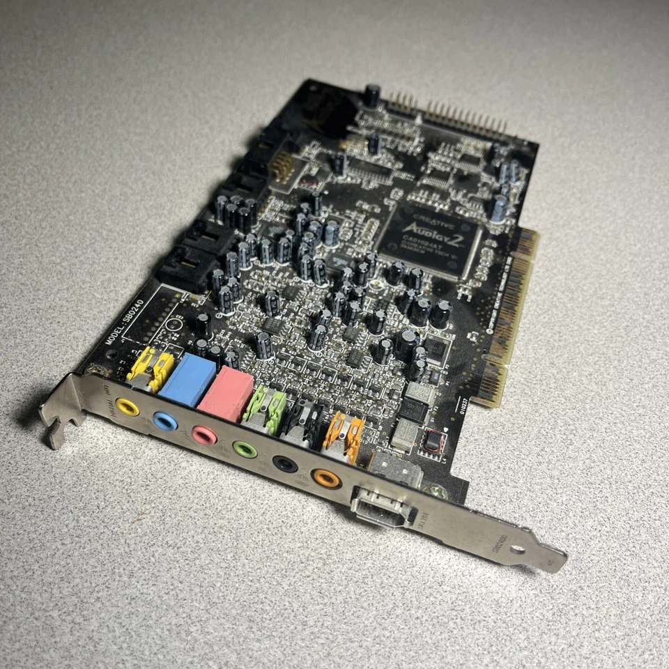 CreativeLabs Dell 0J0997, 04U144 ,SB0240 Sound Blaster Audigy2 PCI Sound Card - Image 2 of 4