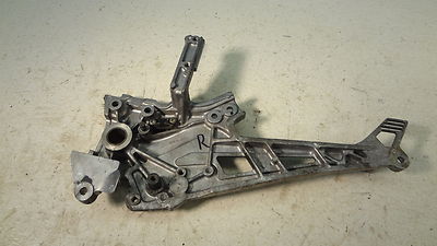 フット用 1984 Kawasaki ZX900 Ninja GPz 900 K129-7. right side foot peg