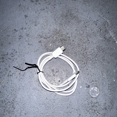VIE Ol UV-C Sanitizer Phone Cleaning Kit - 第 13/15 張圖片