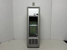 Elma 5-Slot Portable VME chassis with AC power supply  32V-38413-T05J12-P-250C