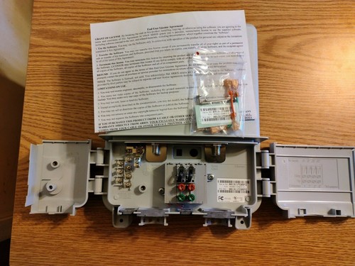 ARRIS Touchstone TP402A Telephony Modem VoIP management device Indoor/outdoor - Picture 3 of 6