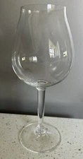 Reidel FLOW Pinot Noir crystal wine glass (discontinued)