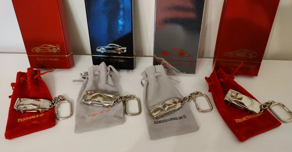 BURAGO 1/87 Lot 4 Key Holder: Ferrari F40+Testarossa+Porsche 959+Mercedes 300SL - Immagine 2 di 4