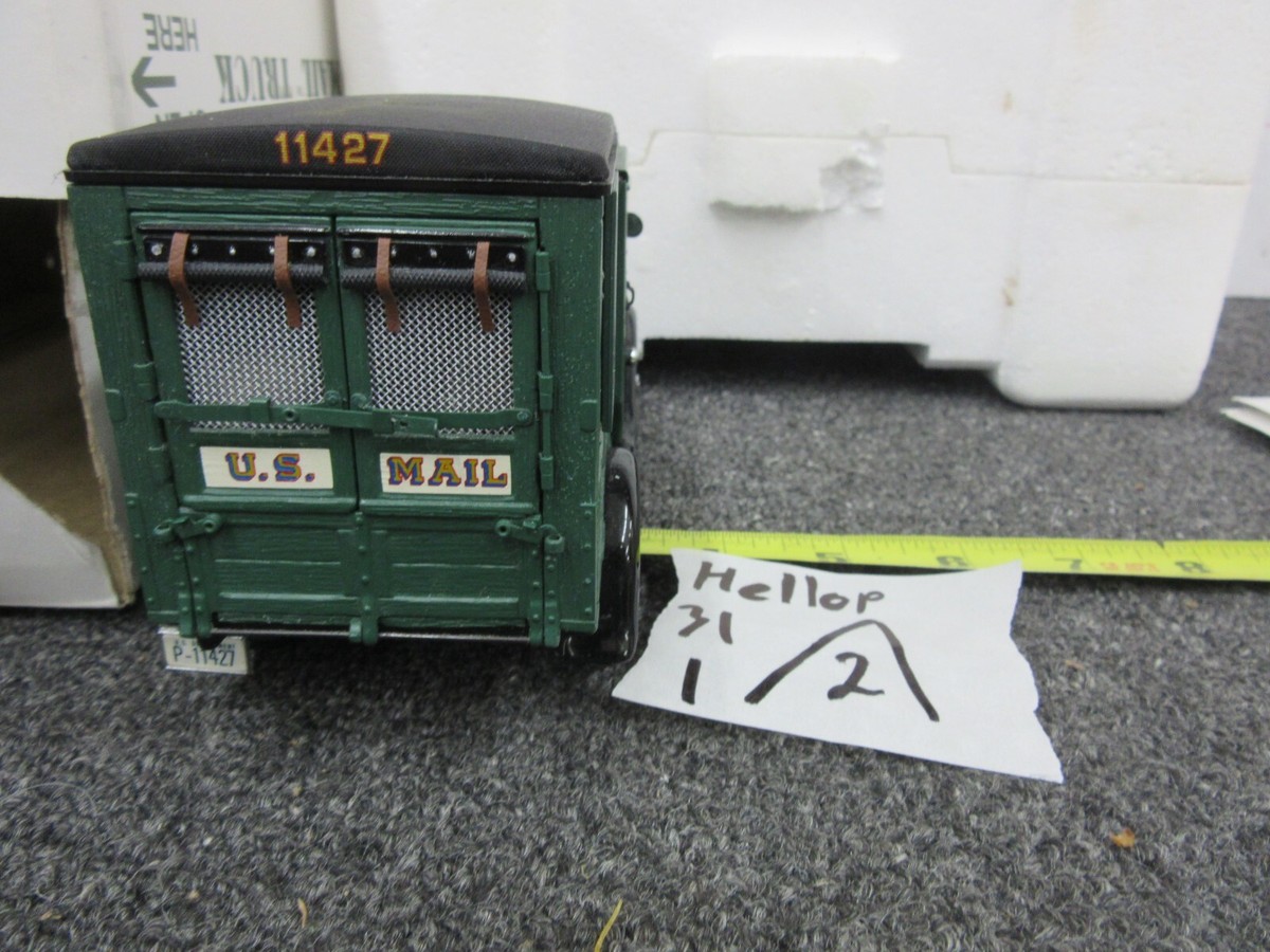 1996 Danbury Mint Model T 1931 US Mail Truck 11427 with Mail Bags