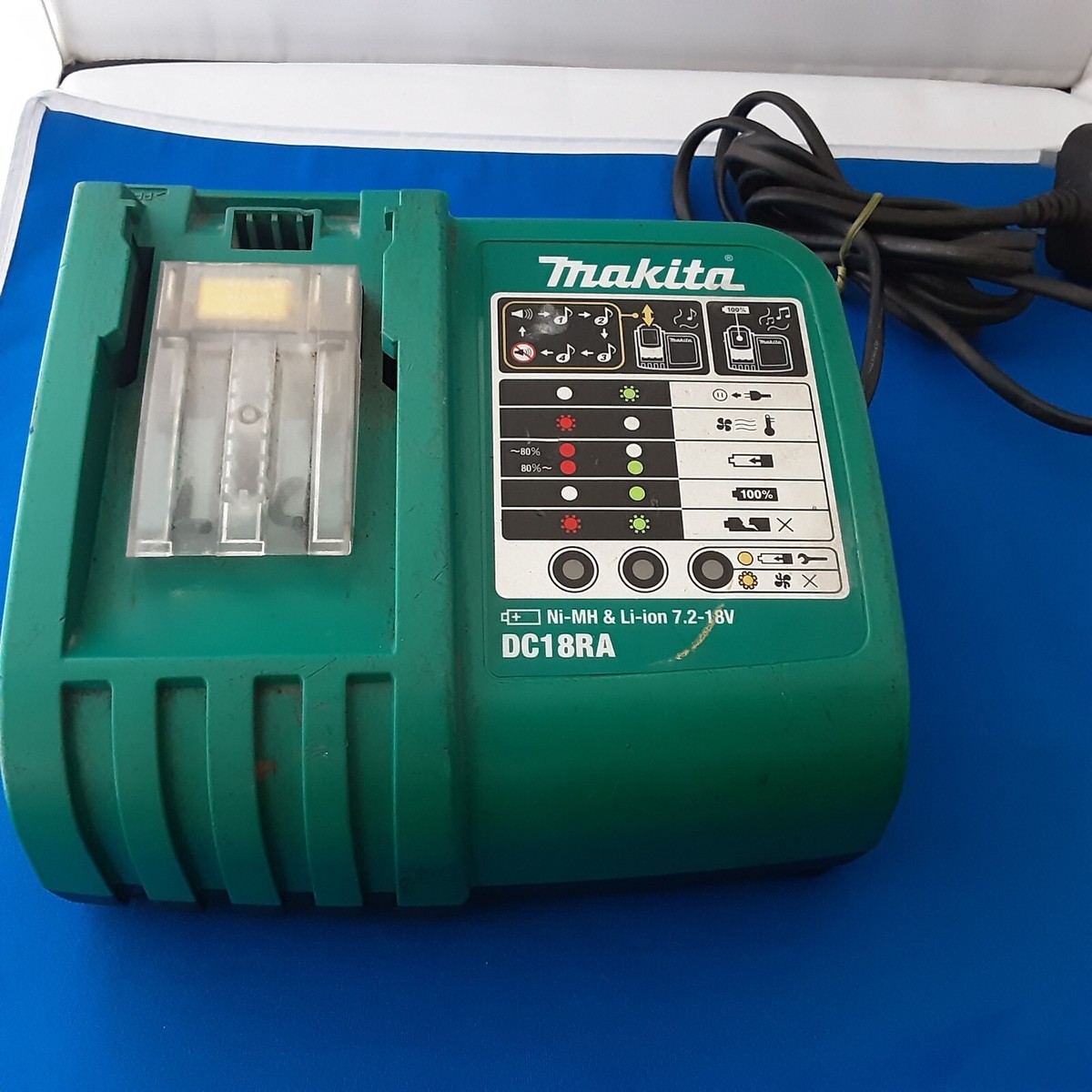 Makita 18v Battery Charger DC18RA 240v UK