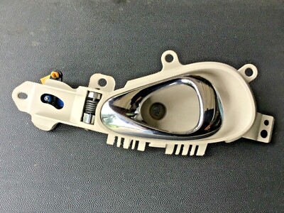 2001 PT Cruiser Right rear interior door handle. Also fits 2001-10 models