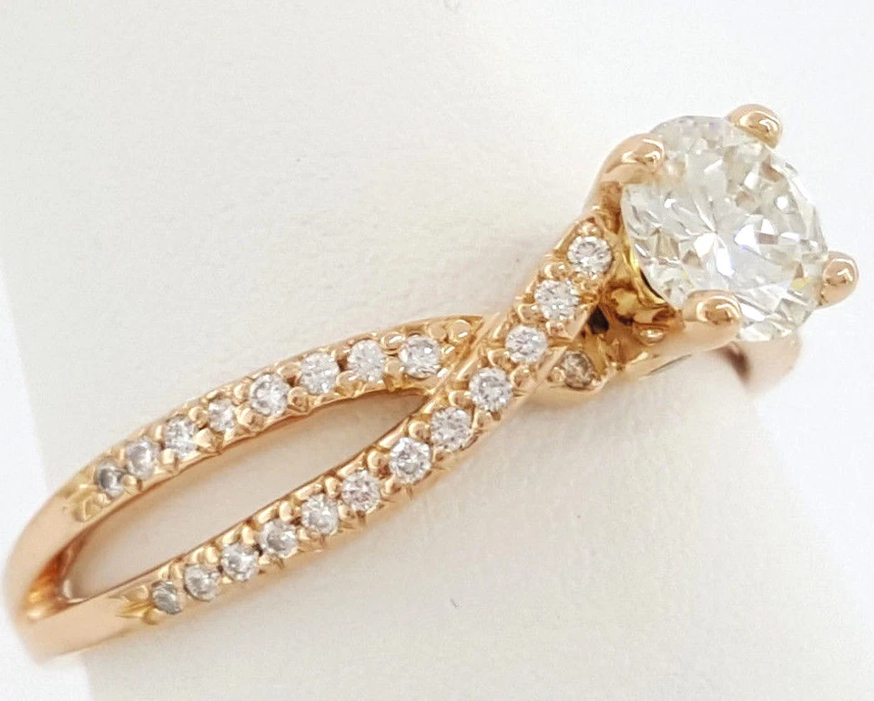 Scott Kay Round Cut Diamond Crossover Engagement Ring 1.16 ct 20K Rose Gold GIA - Image 3 of 4