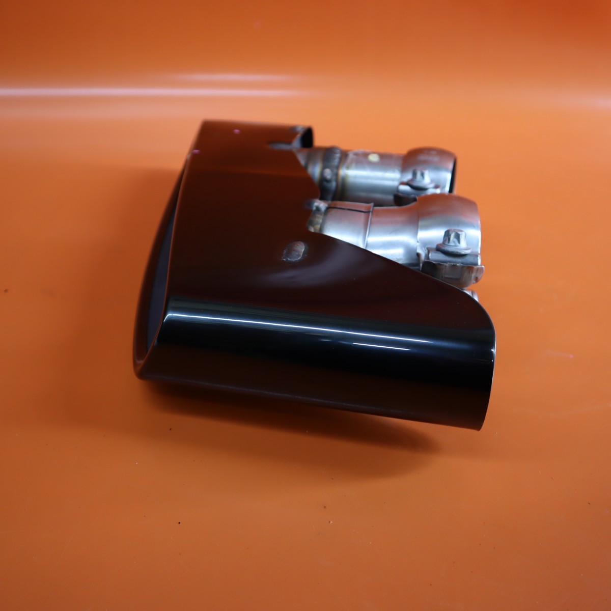 Bentley Bentayga 2016-2019 Left Muffler Black P/N 36A253681E